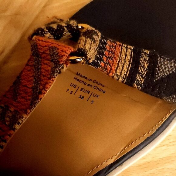 Call It Spring Womens Southwestern Hook and Loop Strap Sandals 7.5 - Picture 7 of 8